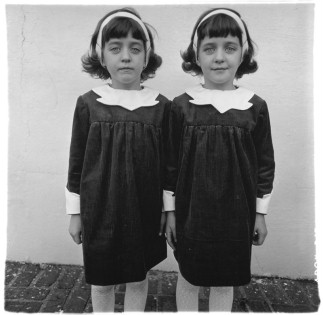 Identical twins, Roselle, N.J., 1967 © The Estate of Diane Arbus